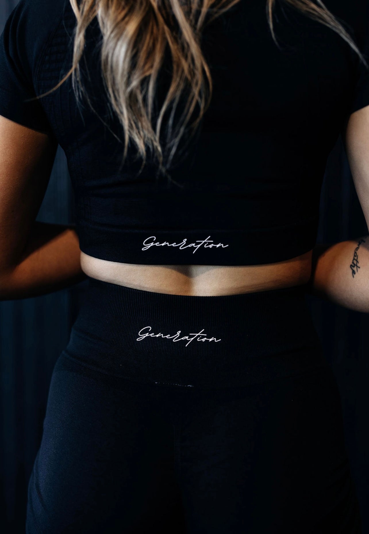 CropFit Stretch Tee